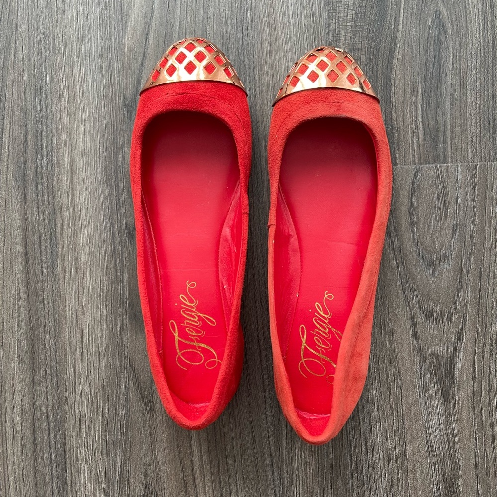 New 🌟 Fergie Brio Too Orange Gold Flats Size 6